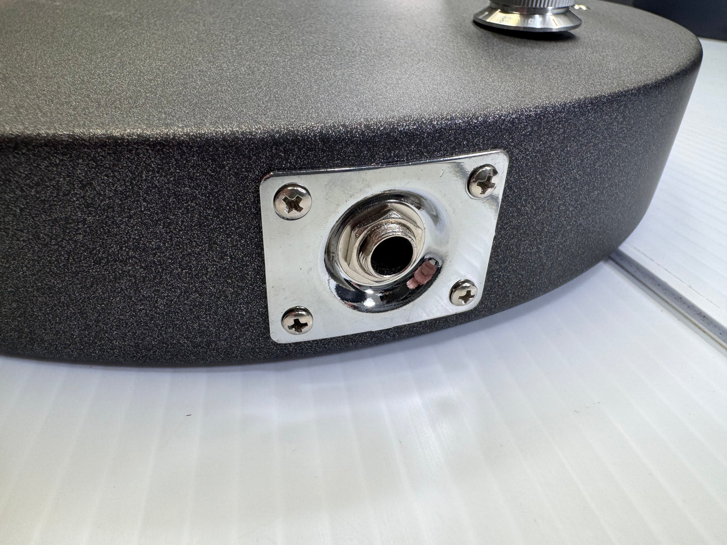 Share EART EGLP-610 Thin Body Okoume LP Style Guitar Premium Features New in Box