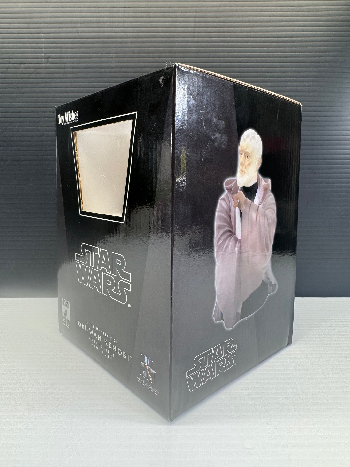 Gentle Giants Light-Up Spirit of Obi-Wan Kenobi Collectable Mini Bust